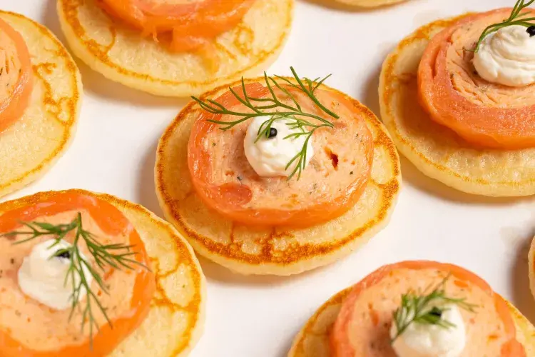 salmon blinis